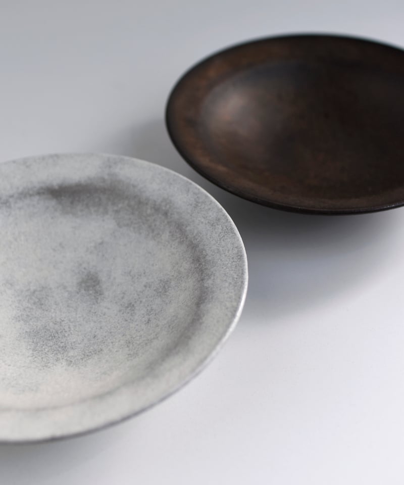 戸塚佳奈 / deep dish | Taine Online Store