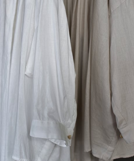 suzuki takayuki / tucked cape blouse