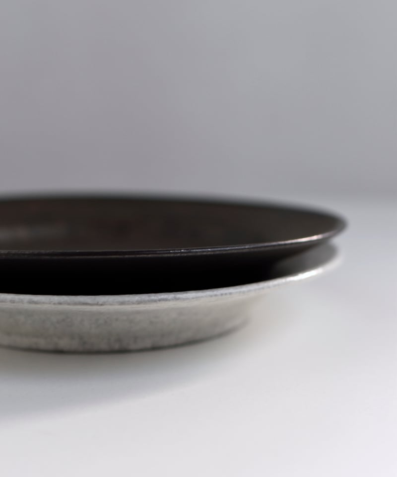 戸塚佳奈 / rim plate Φ25cm | Taine Online Store