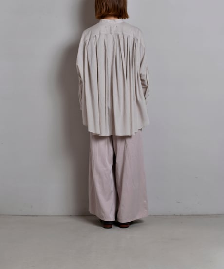 suzuki takayuki / tucked cape blouse