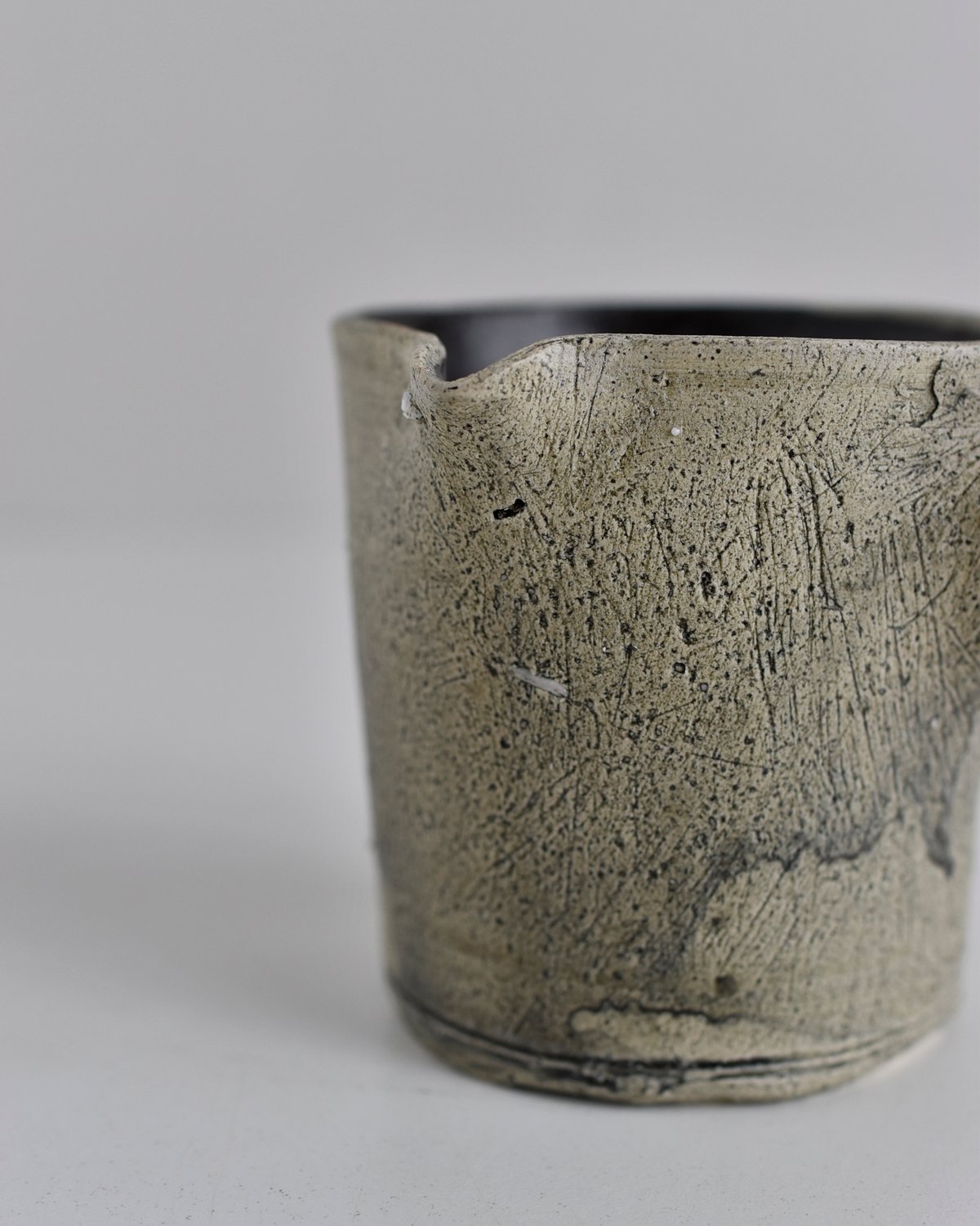 櫻井美奈子 / 耐熱ミルクピッチャー(墨黒) | Taine Online Store