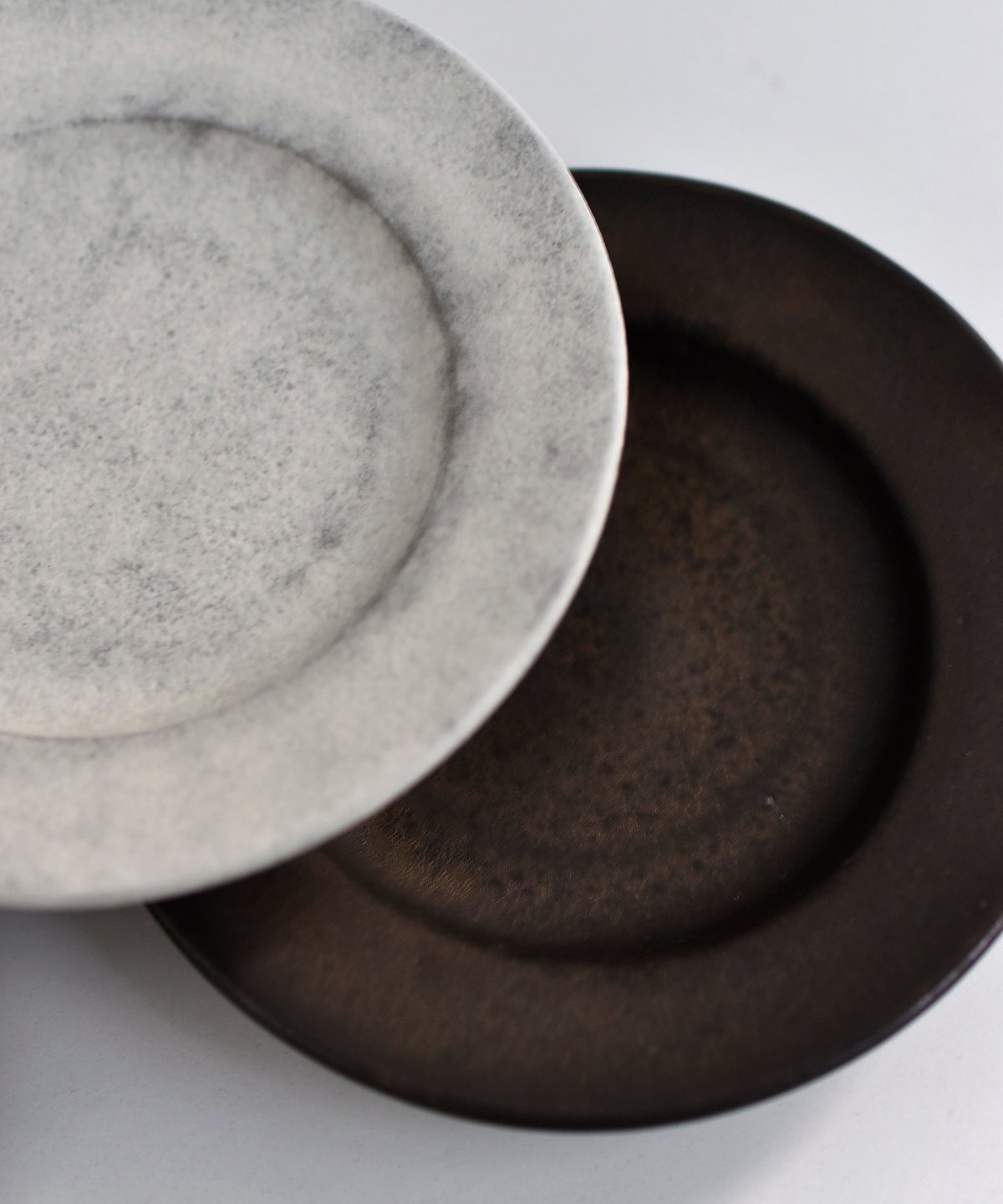 戸塚佳奈 / rim plate Φ17.5cm | Taine Online Store