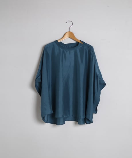 COUNTERPOINT / MUSLIM KURTA BLOUSE