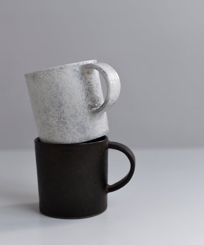 戸塚佳奈 / mug | Taine Online Store