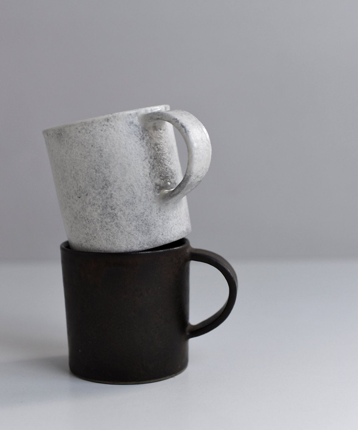 戸塚佳奈 / mug | Taine Online Store