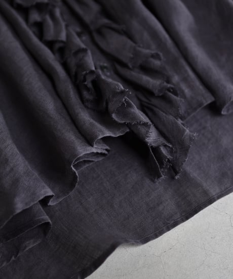suzuki takayuki / ruffled blouse