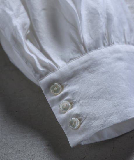 WONDER FULL LIFE / PUFF SLEEVE BLOUSE