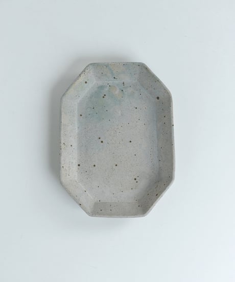 水谷智美 / 隅切り皿