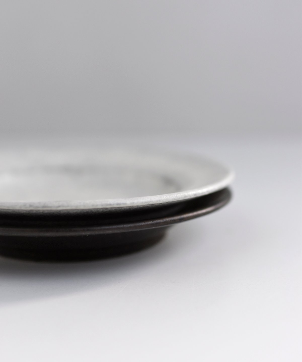 戸塚佳奈 / rim plate Φ17.5cm | Taine Online Store