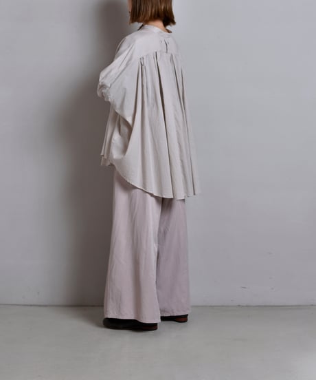 suzuki takayuki / tucked cape blouse