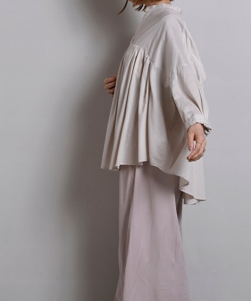 suzuki takayuki / tucked cape blouse | Taine On