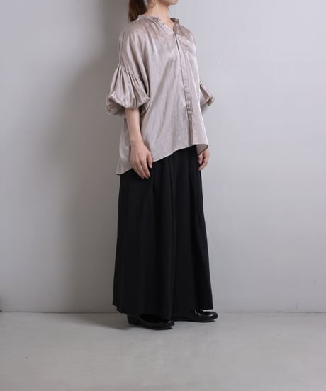 suzuki takayuki / puff-sleeve blouse