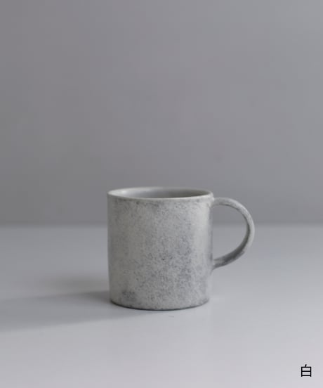 戸塚佳奈 / mug