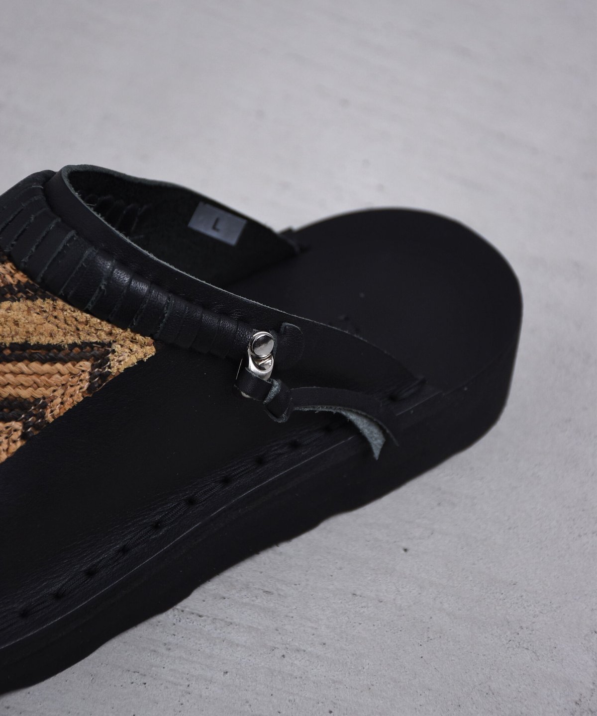 WONDER FULL LIFE / KUBA SANDAL -women- | Taine 