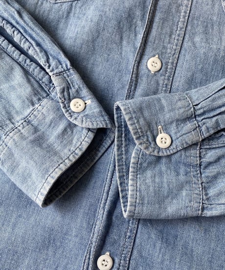 70's OSHKOSH chambray shirt.
