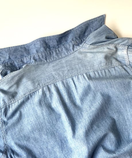70's OSHKOSH chambray shirt.