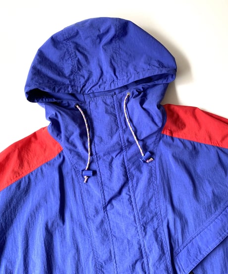 80's Eddie Bauer nylon anorak parka jacket.