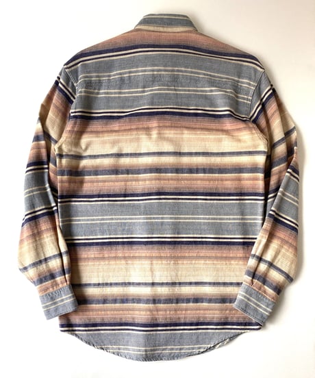 90〜00's L.L.Bean native pattern shirt.