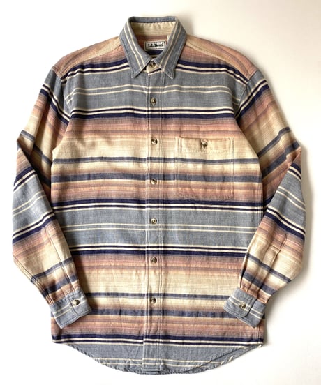 90〜00's L.L.Bean native pattern shirt.