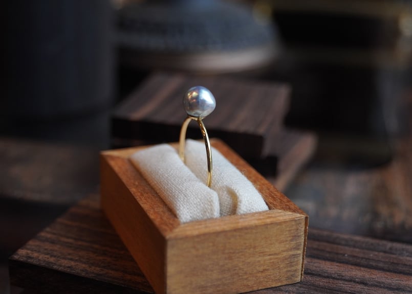 あこや真珠グレーバロック K18YGリング (N-S115 | zuro jewelry