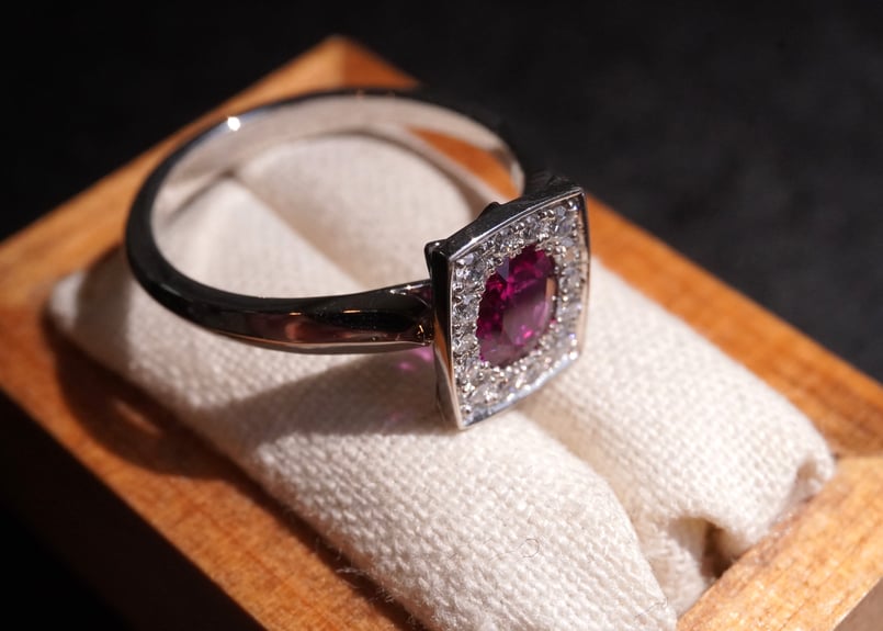 ルビー、ダイヤモンド Ptリング | zuro jewelry