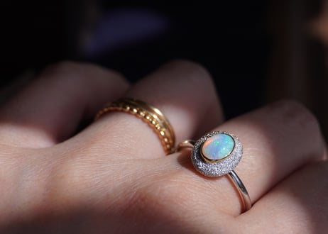 Aube オパール　ｋ18YG×SILVERリング