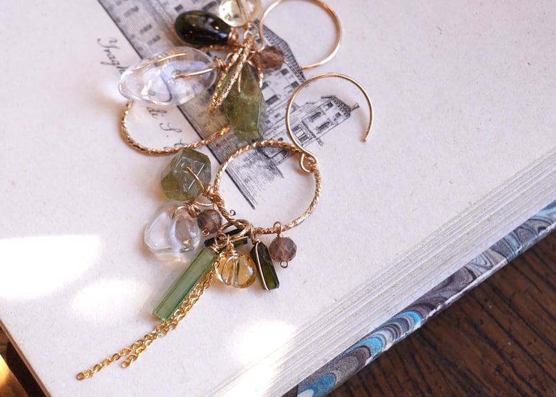 グリーンガーネット、グリーントルマリン ループk14GFフックピアス