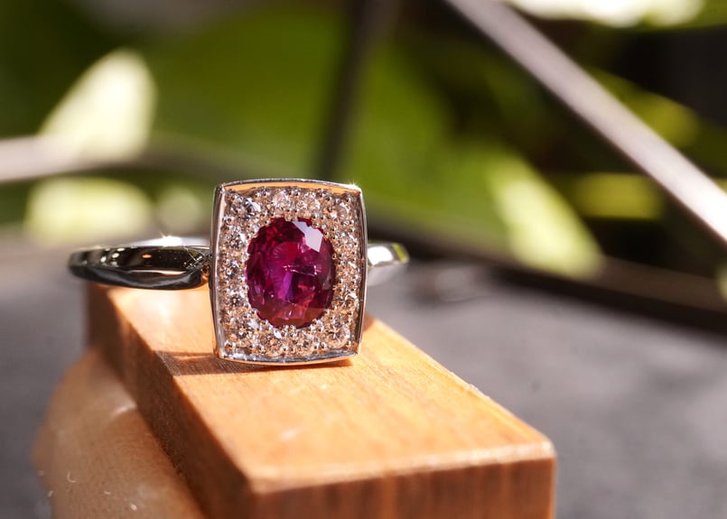 ルビー、ダイヤモンド Ptリング | zuro jewelry ルビー、ダイヤモンド Ptリング | zuro jewelry