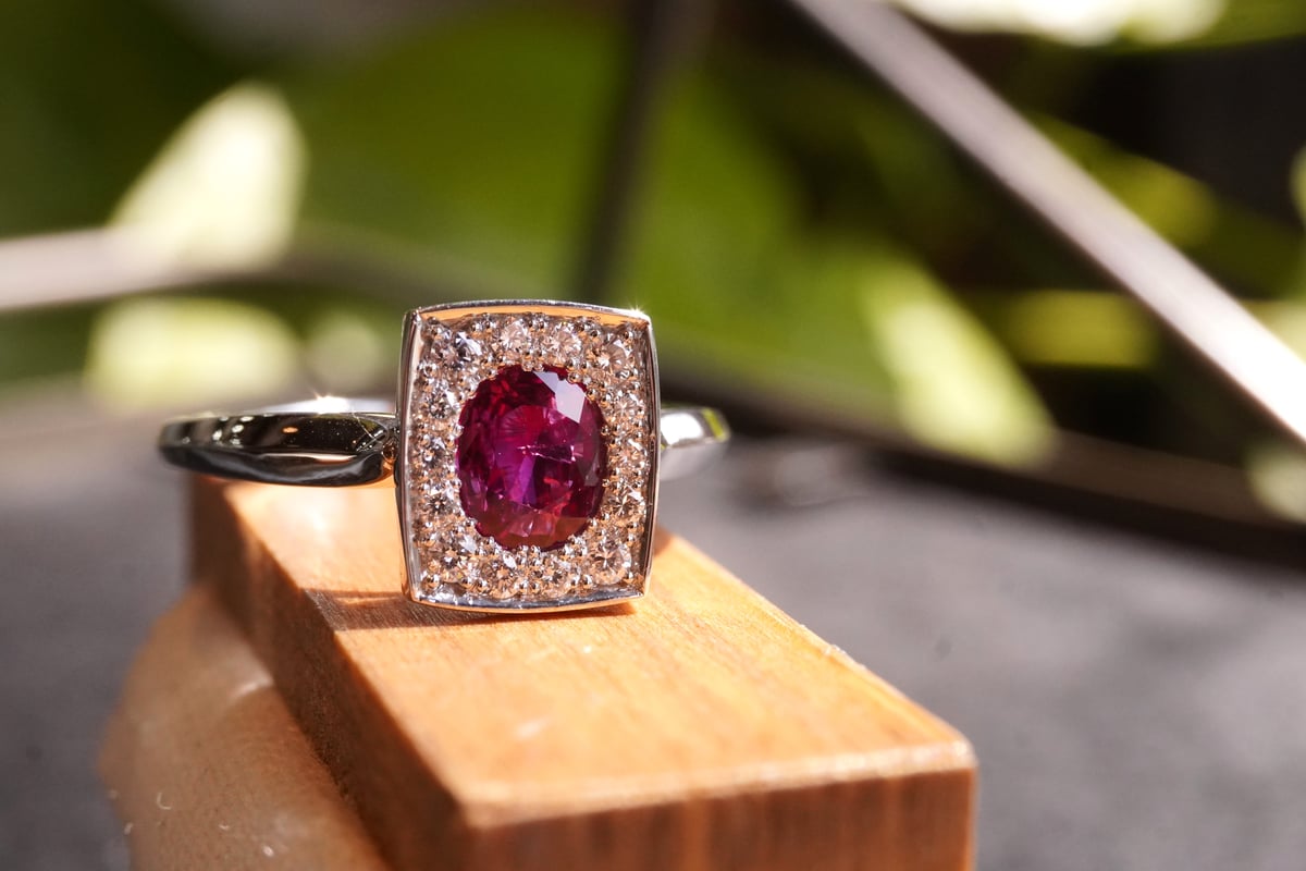 ルビー、ダイヤモンド Ptリング | zuro jewelry ルビー、ダイヤモンド Ptリング | zuro jewelry