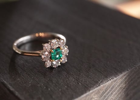エメラルド、ダイヤモンド　Ptリング