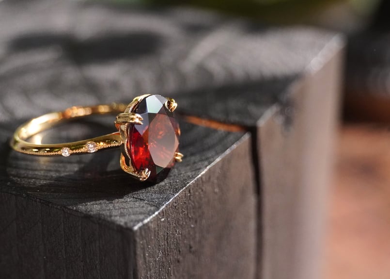オーナーデザイン パイロープガーネット、ダイヤモンド K18YG リング