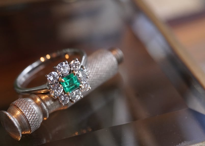 エメラルド、ダイヤモンド Ptリング | zuro jewelry