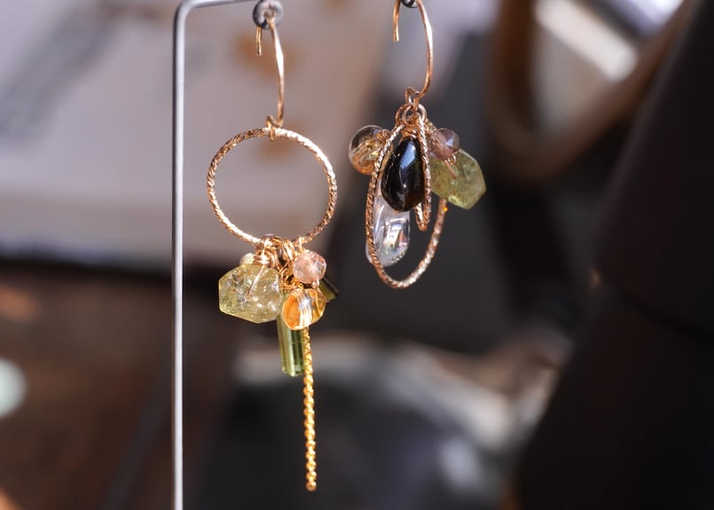【成功の石・繁栄・金運】10.5mm/17cm グリーンガーネット、グリーントルマリン ループk14GFフックピアス