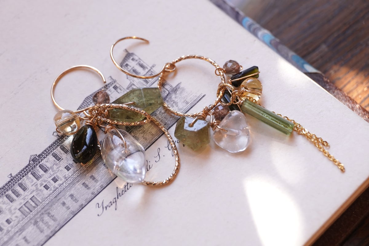 【成功の石・繁栄・金運】10.5mm/17cm グリーンガーネット、グリーントルマリン ループk14GFフックピアス