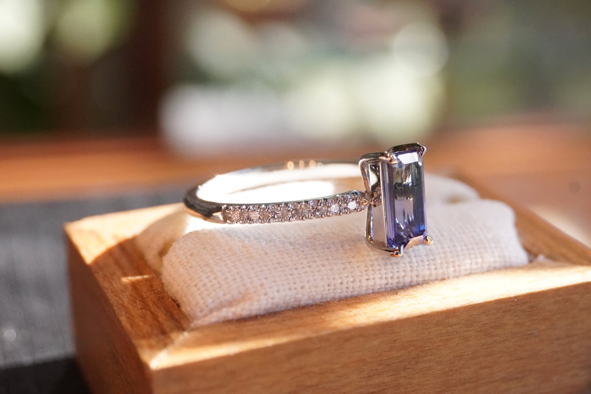 タンザナイト、ダイヤモンド Ptリング | zuro jewelry