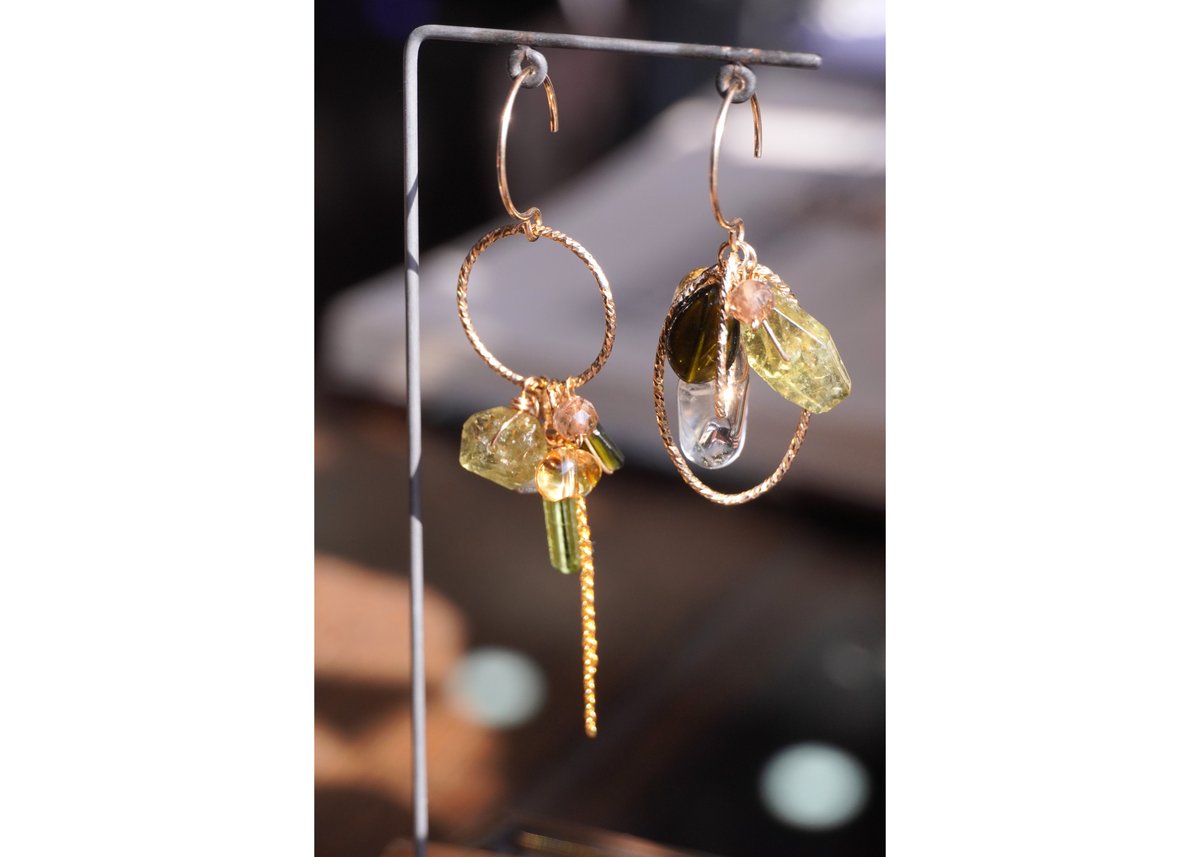 グリーンガーネット、グリーントルマリン ループk14GFフックピアス