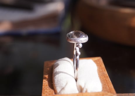 モスアクアマリン　 SILVER粒リング