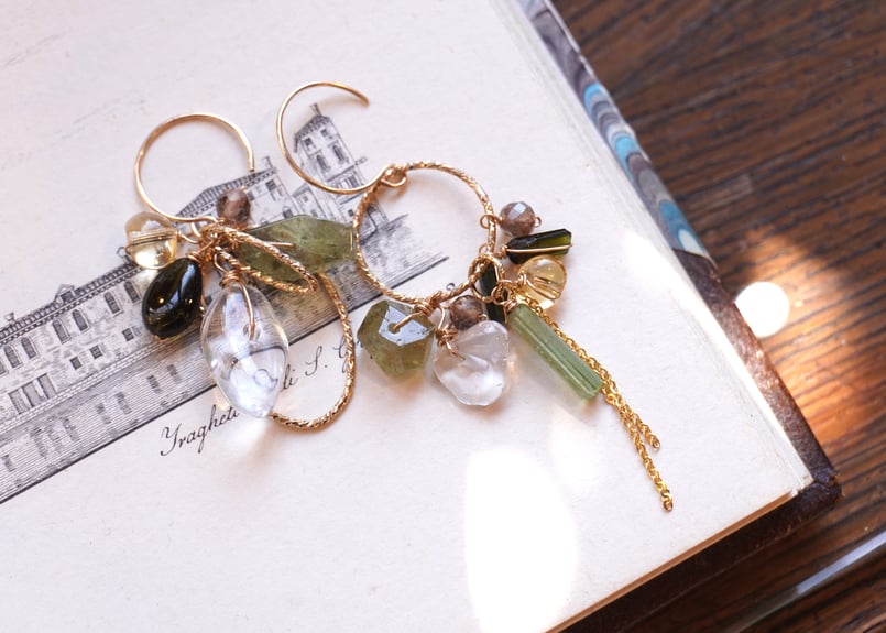 グリーンガーネット、グリーントルマリン ループk14GFフックピアス