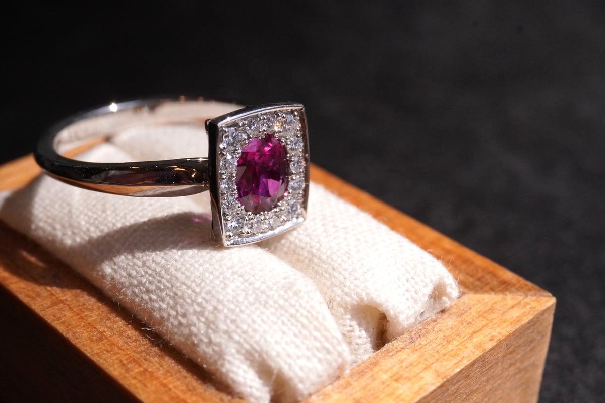 PTルビーリング ルビー、ダイヤモンド Ptリング | zuro jewelry