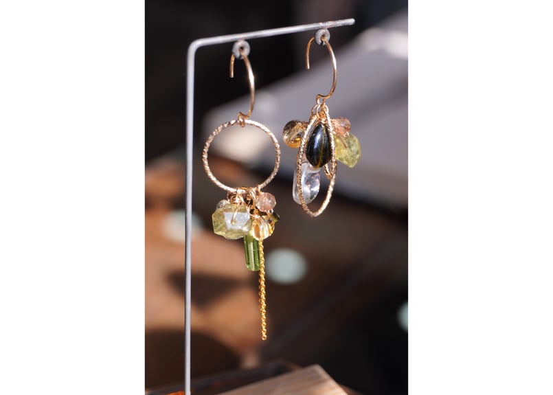 グリーンガーネット、グリーントルマリン ループk14GFフックピアス