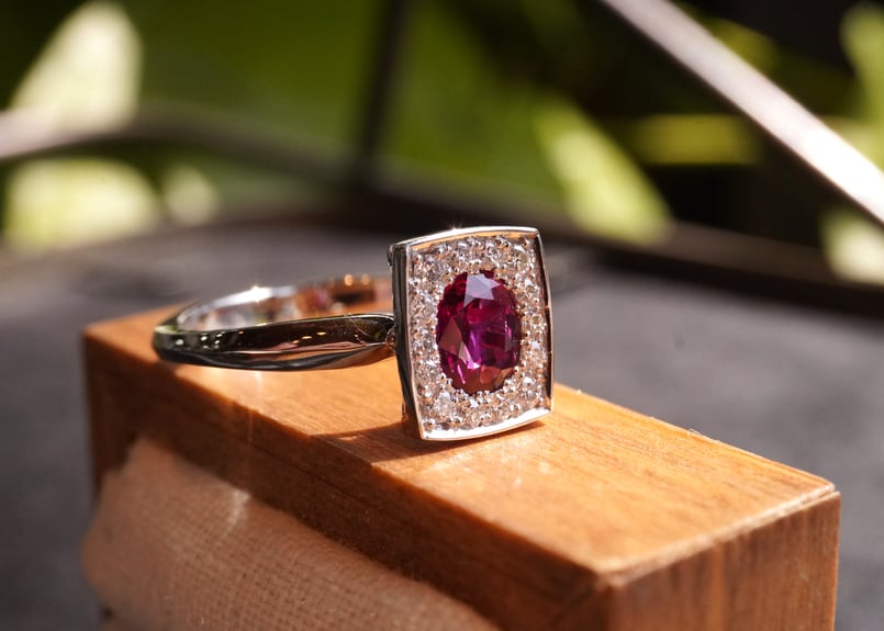 ルビー、ダイヤモンド Ptリング | zuro jewelry ルビー、ダイヤモンド Ptリング | zuro jewelry