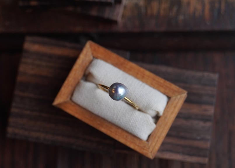 あこや真珠グレーバロック K18YGリング (N-S115 | zuro jewelry