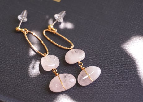 ピンクベリル　 ループピアス