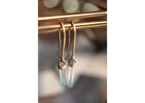 パライバトルマリン原石氷柱　ｋ10フックピアス