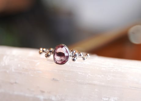 ピンクサファイア　 SILVER粒リング