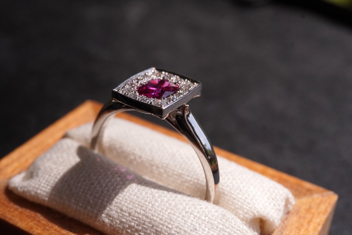ルビー、ダイヤモンド Ptリング | zuro jewelry