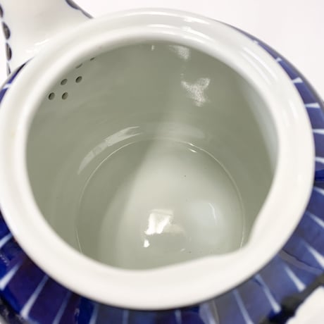 Arabia Valencia Tea Pot Small