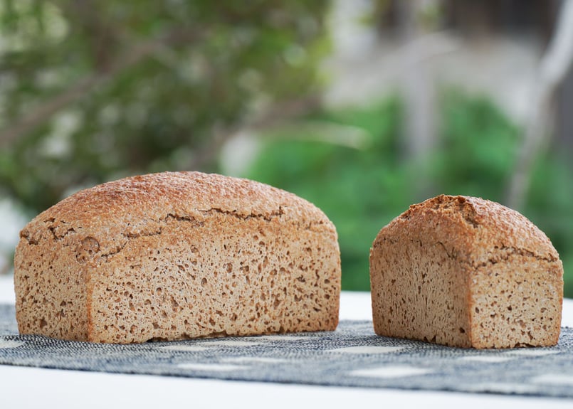 全粒粉 コンプレ100（全粒粉100%） | ラパンノワール くろうさぎ