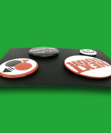 XERO FICTION×HAT TRICKERS『NEXT DOOR』BADGES SET-A