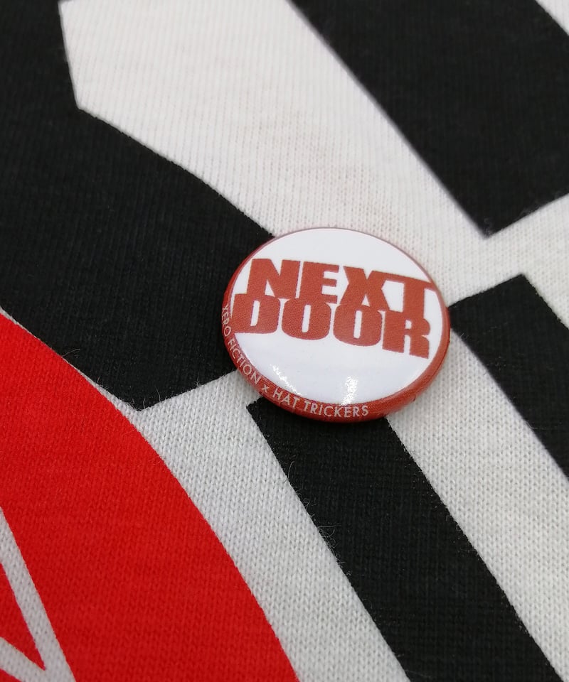 HAT TRICKERS 未着用TシャツロンT、アナログセット XERO FICTION×HAT TRICKERS『NEXT DOOR』T-SHIRT&BAD